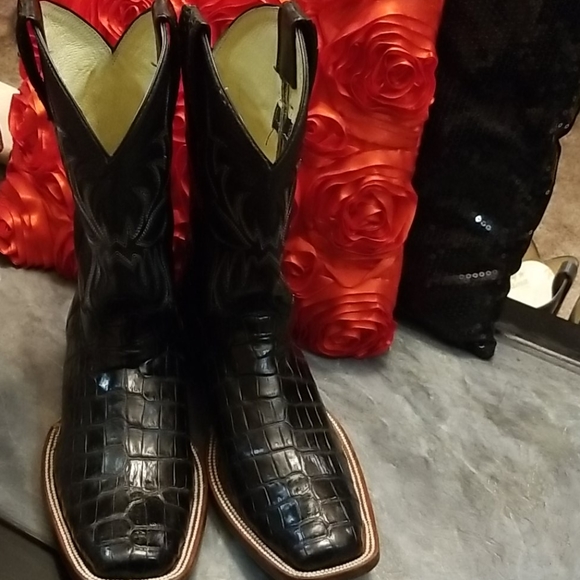 custom made alligator boots